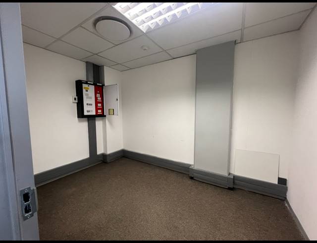 136M² OFFICE TO LET IN ROSEBANK